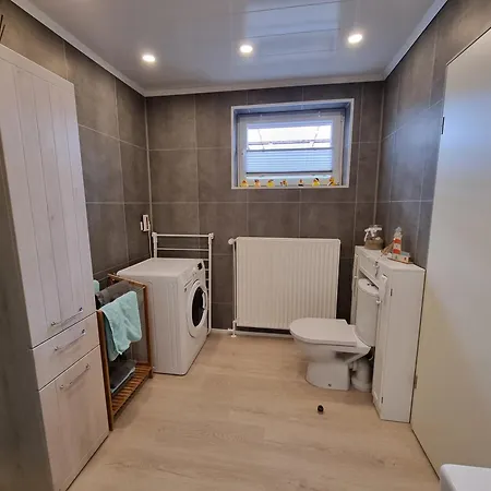 Floti Augustfehn Apartmán *